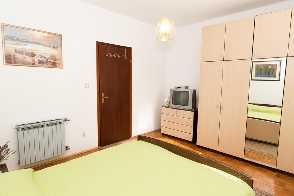 Apartments Branko Ровінь Екстер'єр фото